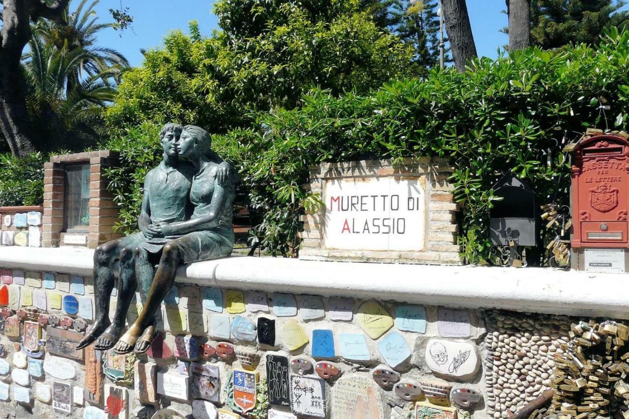 Top Relax Apartment Alassio Exterior photo