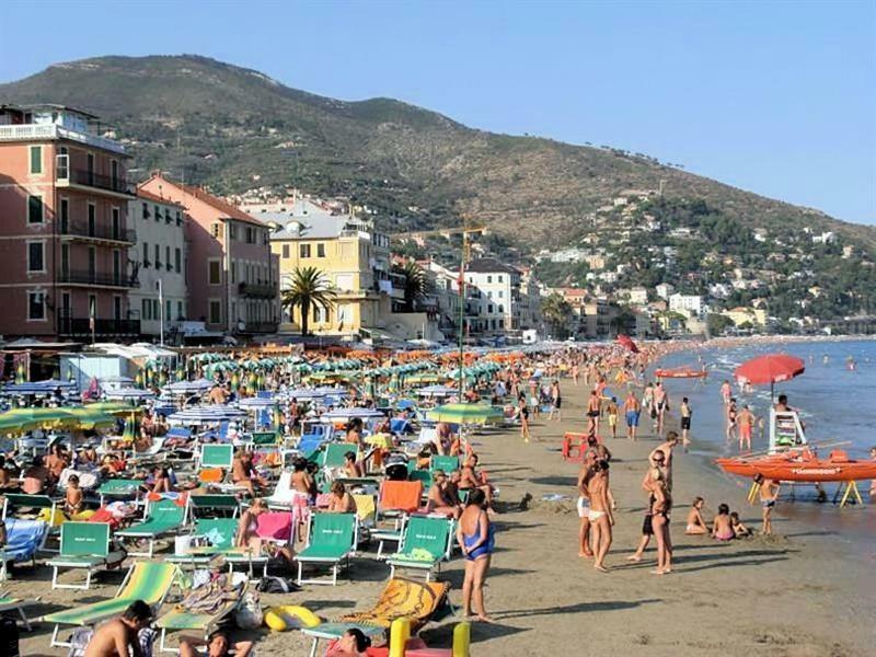 Top Relax Apartment Alassio Exterior photo